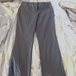 Ladies Gray Limited Pants. Size 6. NWT